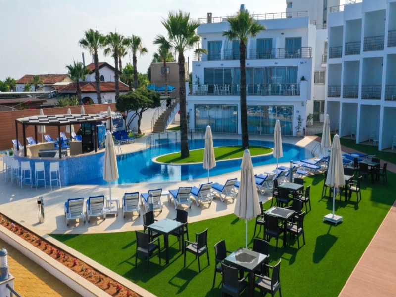 Mimoza Beach Hotel